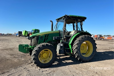 2020 John Deere 5100M 4WD tractor utilitario