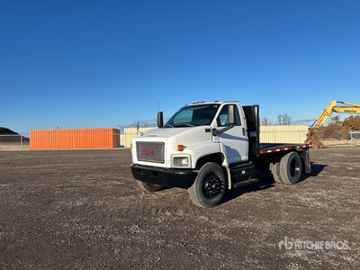 2005 GMC C7500 4x2 平台トラック