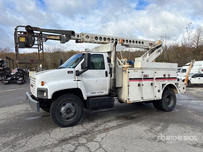 2004 GMC C8500 4x2 Bucket Truck