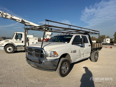2016 Ram 2500 4x4 Crew Cab Camion à Plateau