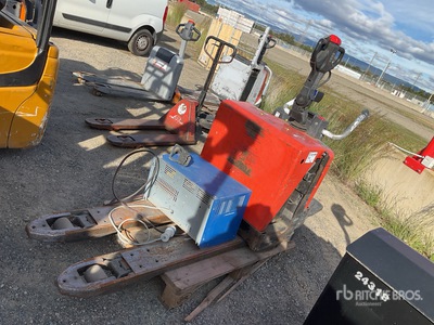 2013 BT LPE200 2000 kg Electric Gato de bandeja