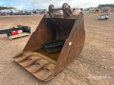 WBM 56 in Digging Excavator Bucket