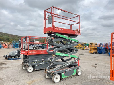 2017 Skyjack SJlll3226 Electric Scissor Lift