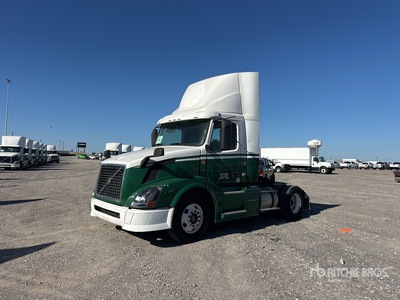 2012 Volvo VNL 4x2 S/A Day Cab Truck Tractor