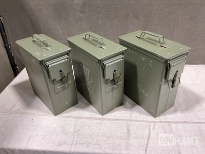 (33) Storage Cases