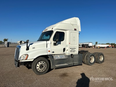 2017 Freightliner Cascadia 125 6x4 T/A Sleeper Truck Tractor