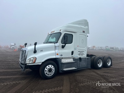 2017 Freightliner Cascadia 125 6x4 T/A Sleeper Truck Tractor