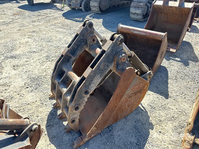 34 in Backhoe Rear Bucket