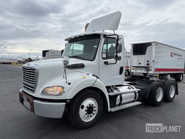 CAMIóN 2016 FREIGHTLINER