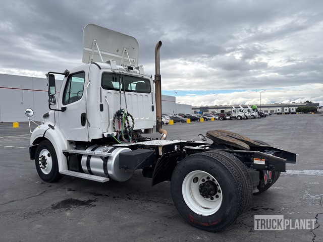 CAMIóN 2016 FREIGHTLINER