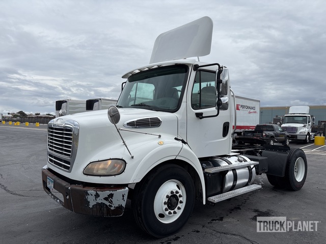 CAMIóN 2016 FREIGHTLINER