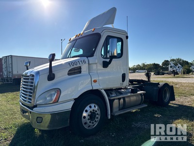 2013 Freightliner Cascadia 113 4x2 S/A Day Cab Truck Tractor (Inoperable)