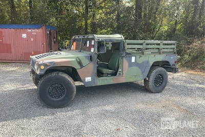 2002 AM General M1097A2 HMMWV 2 Door Soft Top w/Truck Body