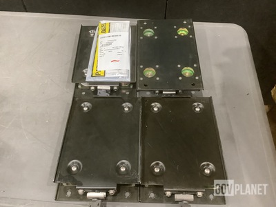 (4) Harris 10181-9800-03 Electrical Equipment Mounting Bases