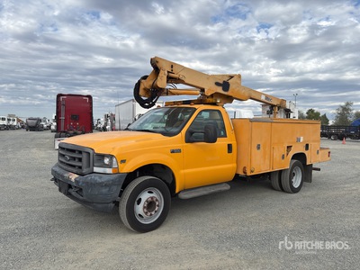 2002 Altec AT37-G 37 ft on 2002 Ford F-550 XL 4x2 Bucket Truck