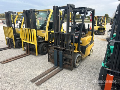 2016 Yale GLC060VX 5500 lb Cushion Tire Forklift
