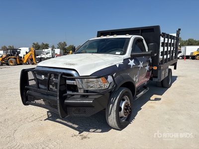 2013 Ram 5500 4x2 Platte vrachtwagen
