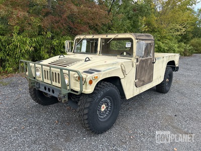 2007 AM General M1097R1 HMMWV 2 Door Soft Top w/Truck Body