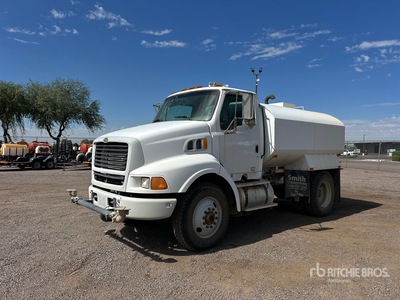 1999 Sterling L8513 2000 gal 4x2 Water Truck