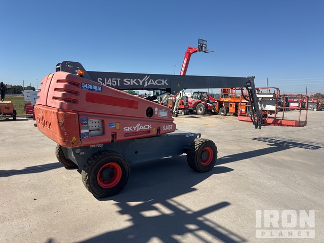 ELEVADOR TELESCóPICO 2017 SKYJACK 4WD SJ45T