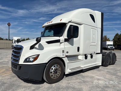 2020 Freightliner Cascadia 126 6x4 Sleeper Truck Tractor