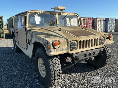 AM General M1097R1 HMMWV 4 Door Soft Top w/Truck Body