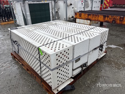 Quantity of (4) Shovel Storage Boxes Varios, tienda, almacen, consumidor