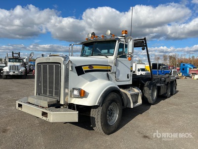 2011 Peterbilt 367 8x4 Roll-Off Truck