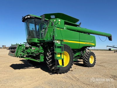 2007 John Deere 9860 Combine Harvester