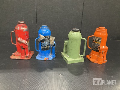 (14) Hydraulic Jacks