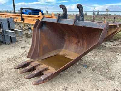 85 in Q/C V-Ditching Excavator Bucket