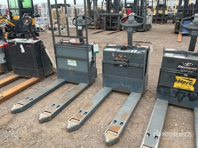 2018 Toyota 8HBW23 4500 lb Electric Pallet Jack