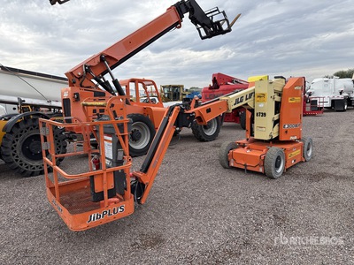 2018 JLG E300 AJP 2WD Electric ブームリフト