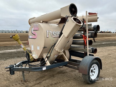 REM G.V.2600 18 ft Grain Vac
