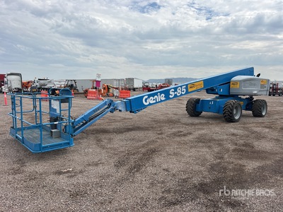2016 Genie S-85 4WD Diesel Nacelle téléscopique