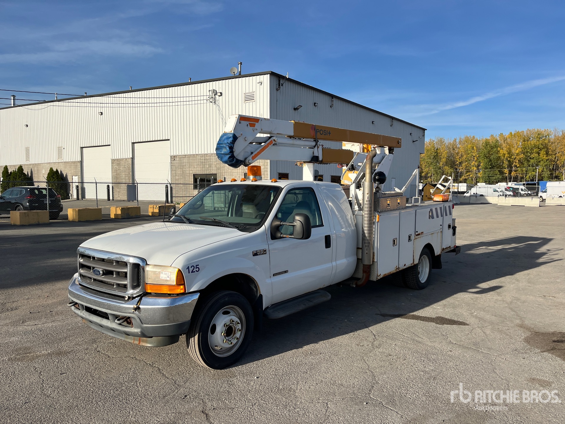 2001 Ford F-550 Boom Truck