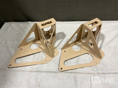 (30) Oshkosh 3858613 Antenna Support Bases