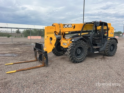 2018 JCB 509.42 を見 Telehandler