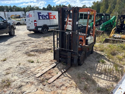 1986 Toyota 42-4FGC20 3850 lb Pneumatic Tire Forklift (Inoperable)