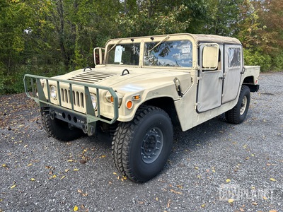 2012 AM General M1097 HMMWV 4 Door Soft Top w/Truck Body