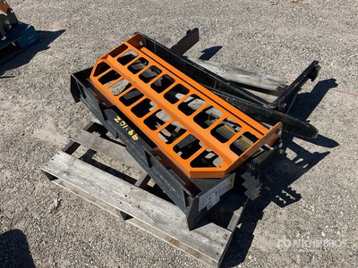 2025 Landhonor PF-11-3500G 42 in Skid Steer Forks (Unused)