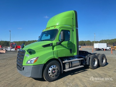 2019 Freightliner Cascadia 116 6x4 T/A Day Cab Truck Tractor