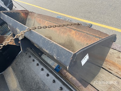 Sky Trak 94 in Telehandler Bucket