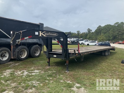 2019 Kaufman 40 ft T/A Gooseneck Equipment Trailer