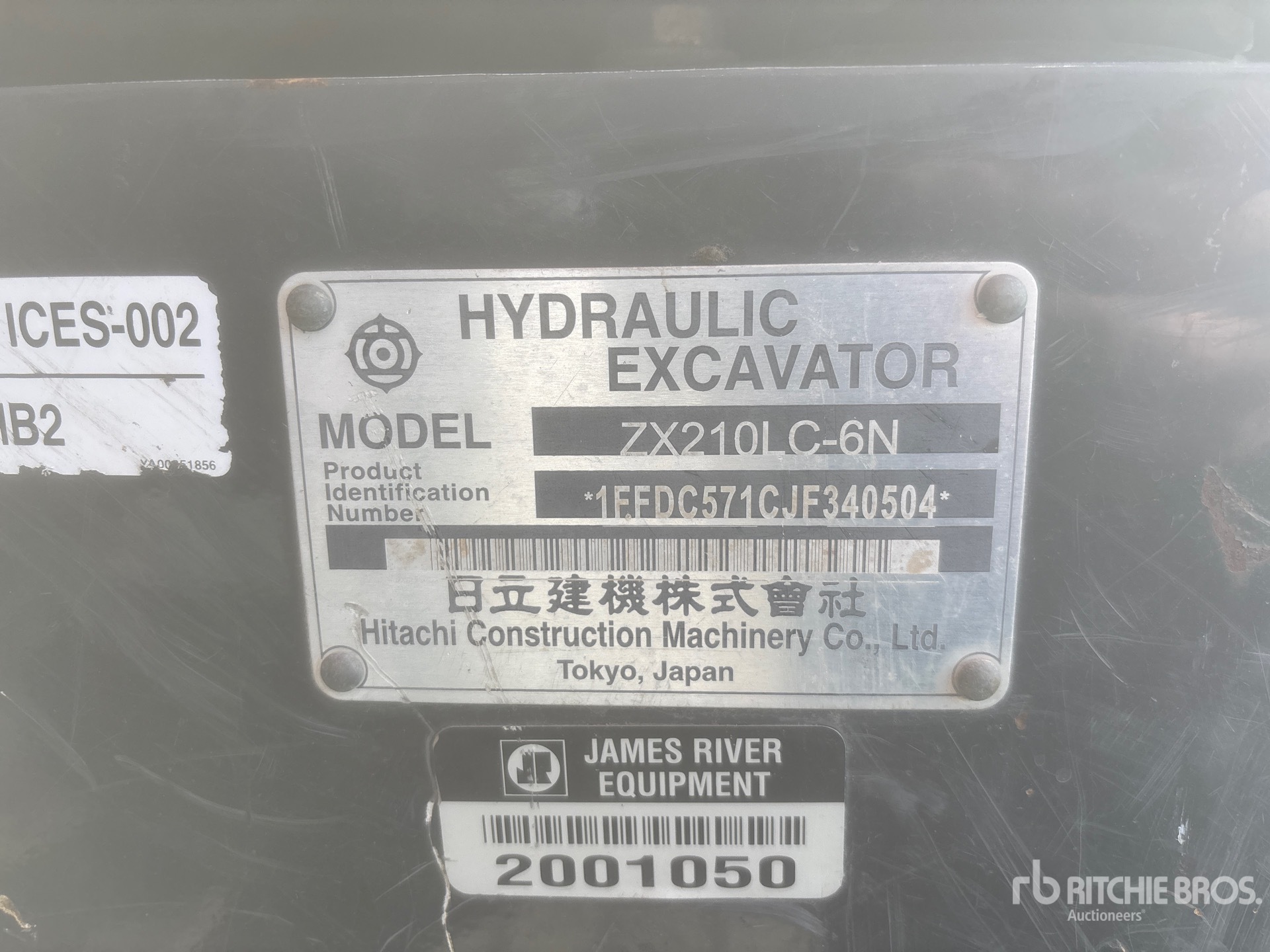 2018 Hitachi ZX210LC-6N 油圧ショベル
