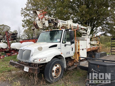 2008 Terex Commander C 4047 13999 lb Straight Boom on 2009 International 4300 durastar 4x2 Boom Truck (Inoperable)