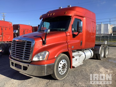2016 Freightliner Cascadia 125 6x4 T/A Sleeper Truck Tractor