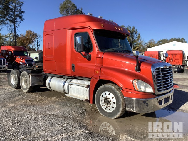 CAMIóN CAMAROTE 2016 FREIGHTLINER