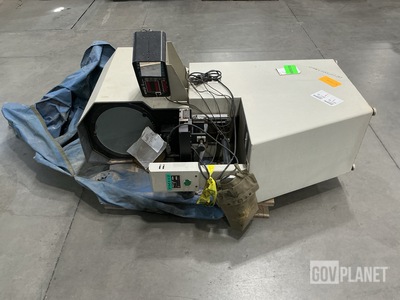 Micro-Vu H-14 Optical Projection Comparator