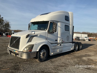 2015 Volvo VNL 6x4 T/A Sleeper Truck Tractor